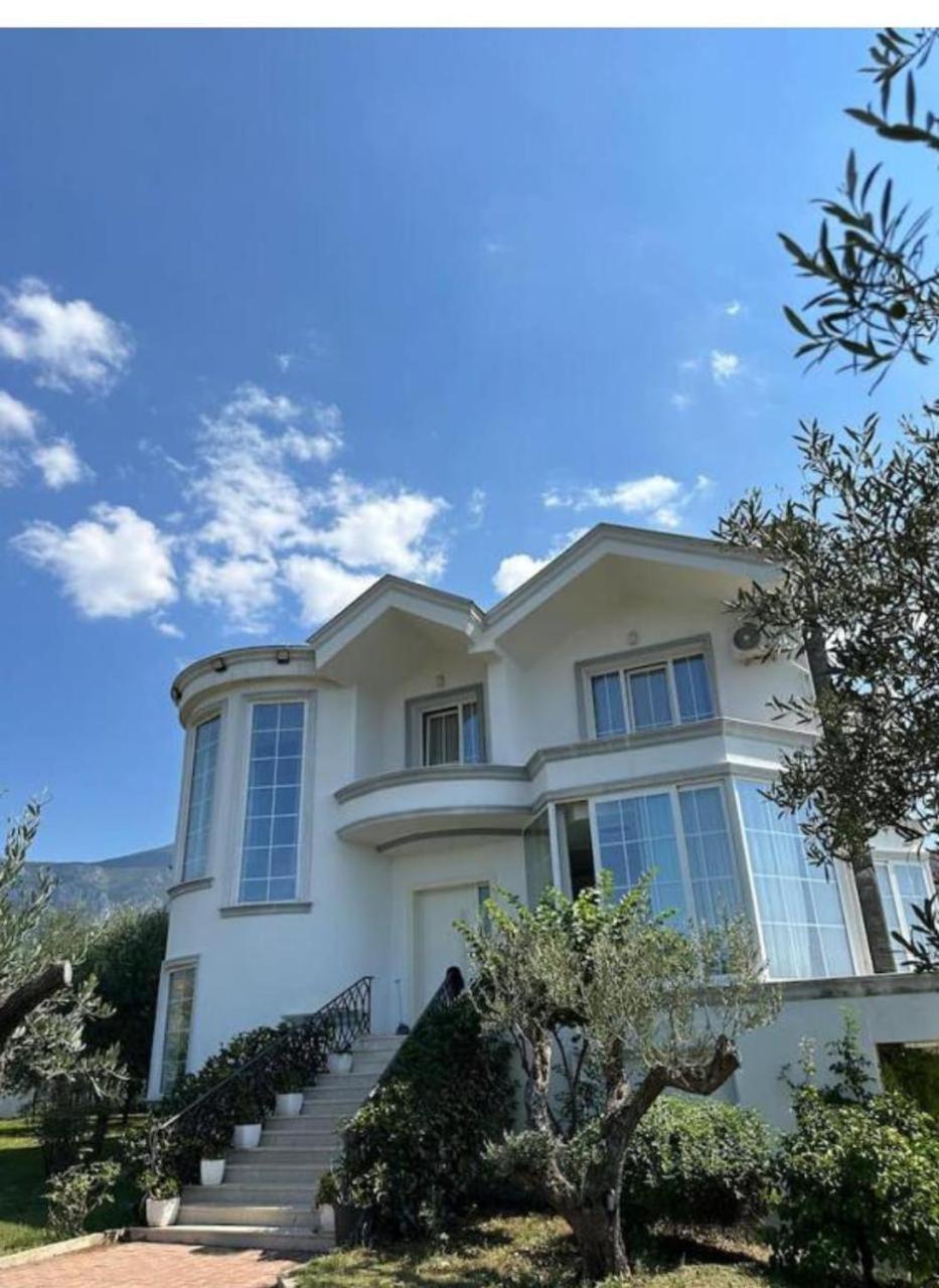 Villa Kamila 티라나 외부 사진